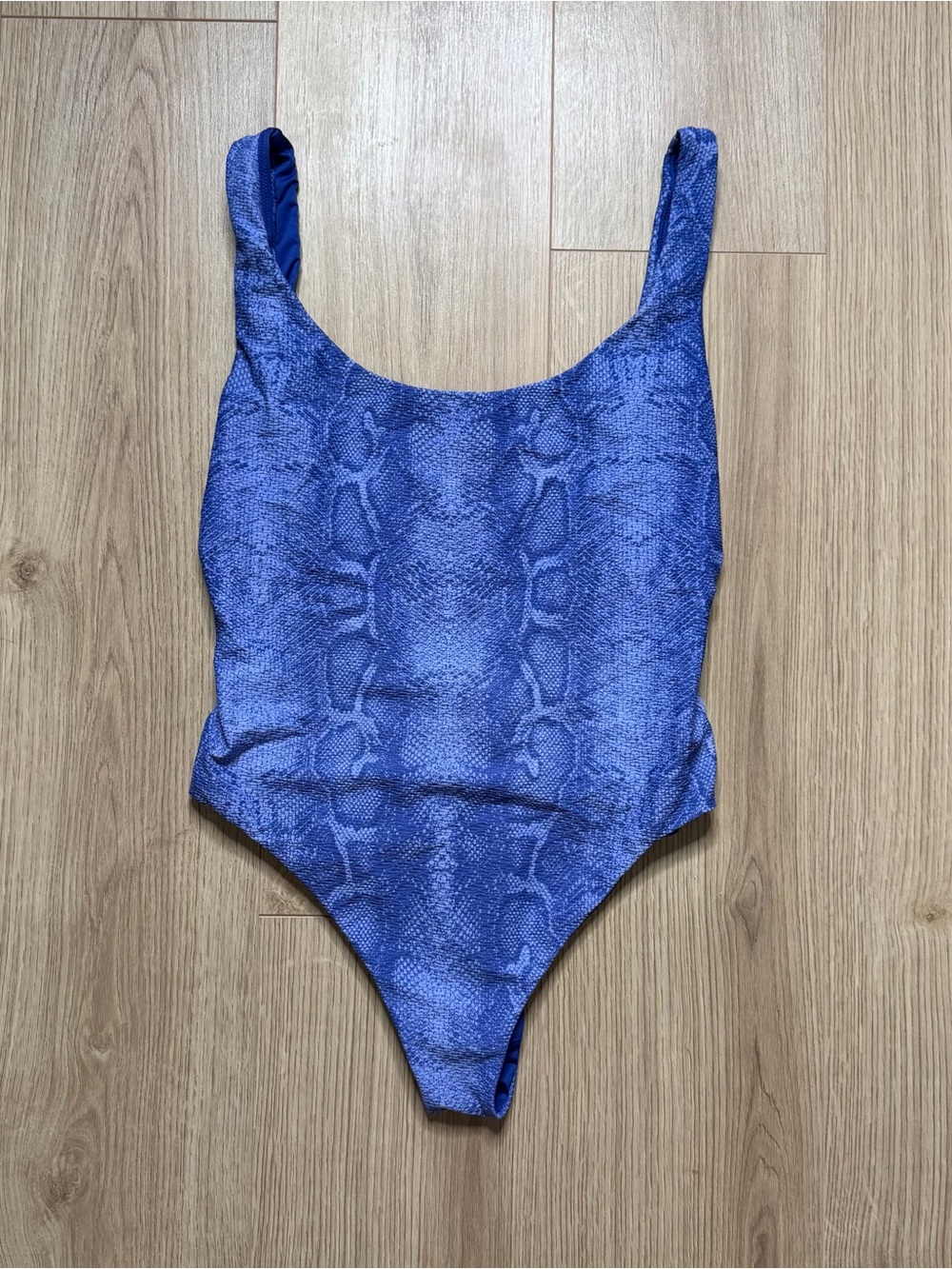 Victoria's Secret Snake-Print One-Piece Swimsuit Size Large